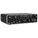 BEHRINGER U-Phoria UMC202