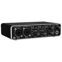 BEHRINGER U-Phoria UMC204HD