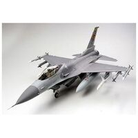 TAMIYA Lockheed Martin F-16CJ F.F. 1:32 (300060315)