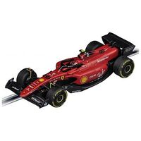 Carrera Up To Speed – Circuit De Formule 1 2022 – Mercedes Hamilton Vs Ferrari Sainz – Échelle 1/43 – 8,9 Mètres – 2 Loopings – Dès 6 Ans