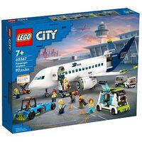 LEGO City - Passagierflugzeug (60367)